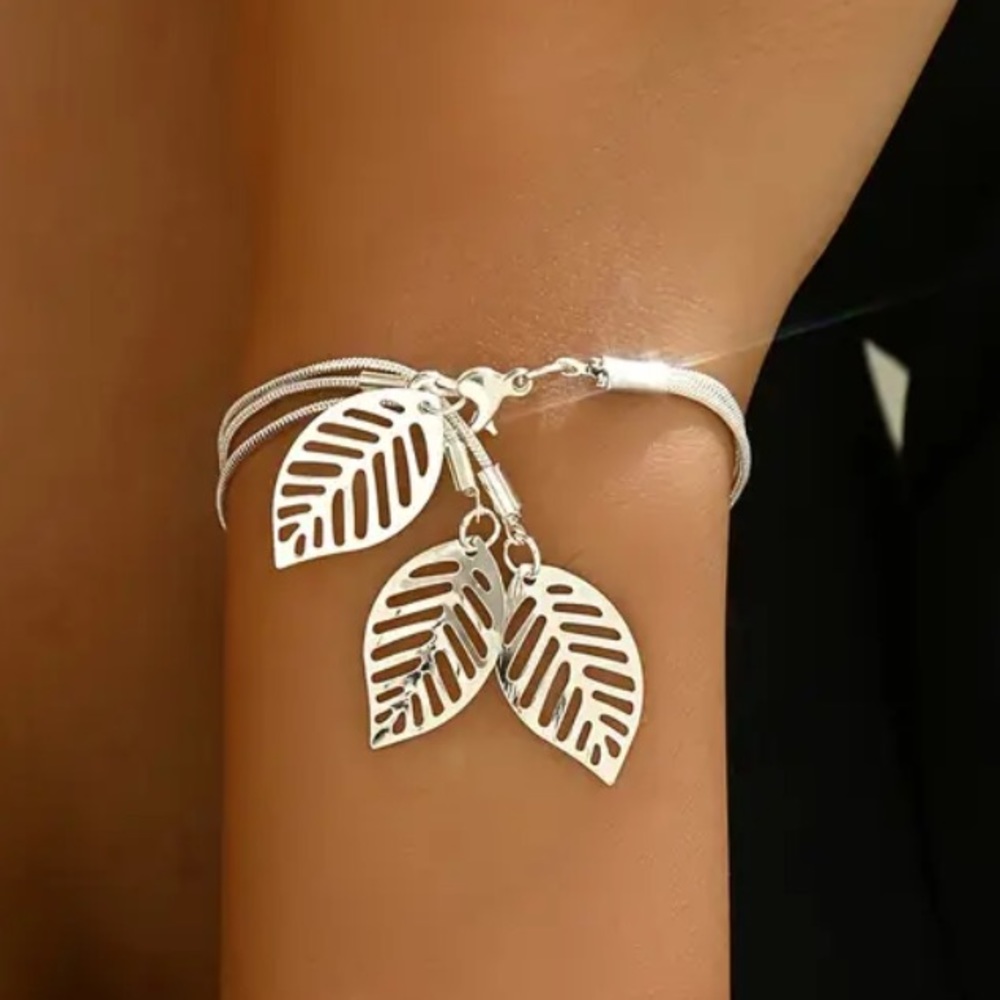Leaf Filigree Leaves Silver Toned Bracelet